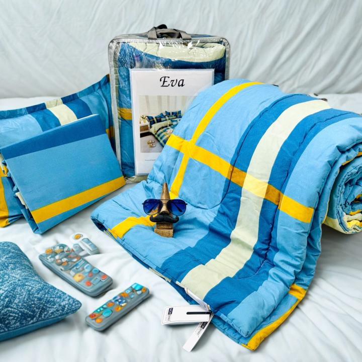 Eva Blue Design Comforter Set(1 Bedsheet,2 Pillow Cover & 1 Comforter)