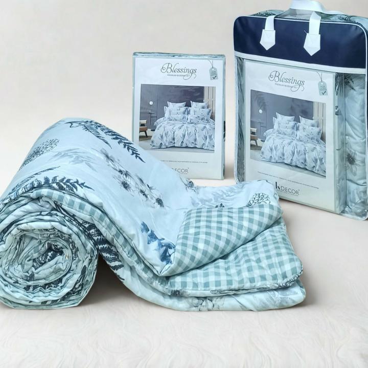 Blessings Light Blue Floral 4 piece of Comforter Set(1 Bedsheet,2 pillow cover,1 comforter)