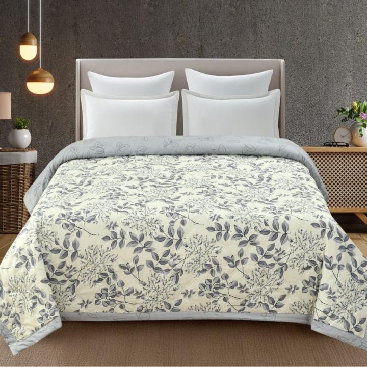 CLOUDY COZY Ultrasonic Double Bed AC Comforter - White Floral
