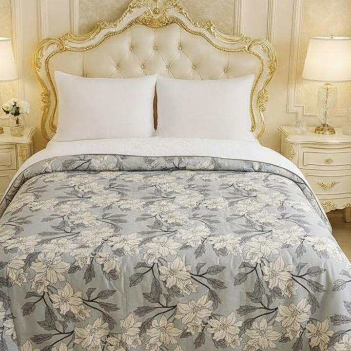 CLOUDY COZY Ultrasonic Double Bed AC Comforter - Grey Floral