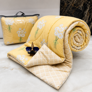 Sunny Daisy Comforter