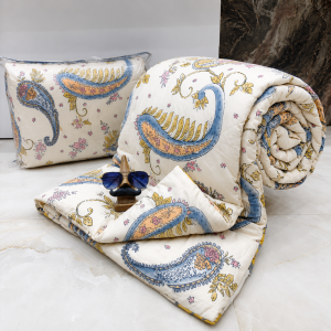 Royal Paisley Charm Comforter